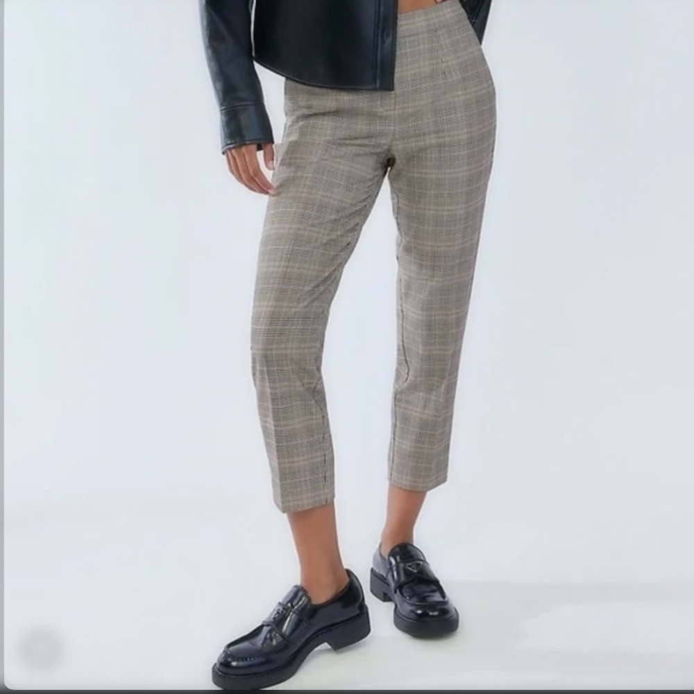Aritzia Babaton Conan Pant Plaid Trousers Pleated Straight Waist Size 4